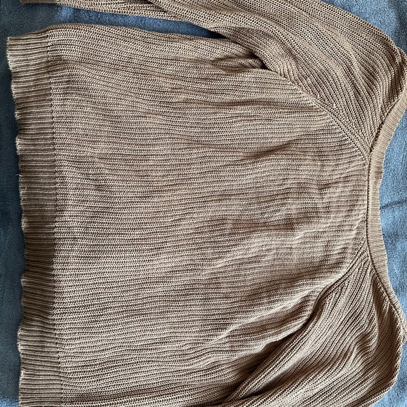 Forever 21 sweater (small) - Picture 2 of 4